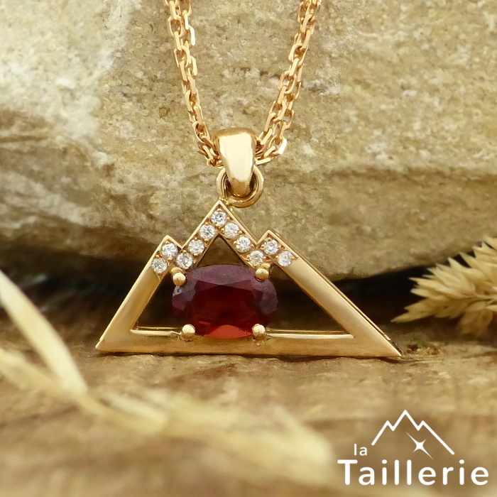 Pendentif grenat et diamants sur or rose - La Taillerie