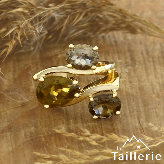 Bague moderne 3 pierres de joaillerie française  - La Taillerie